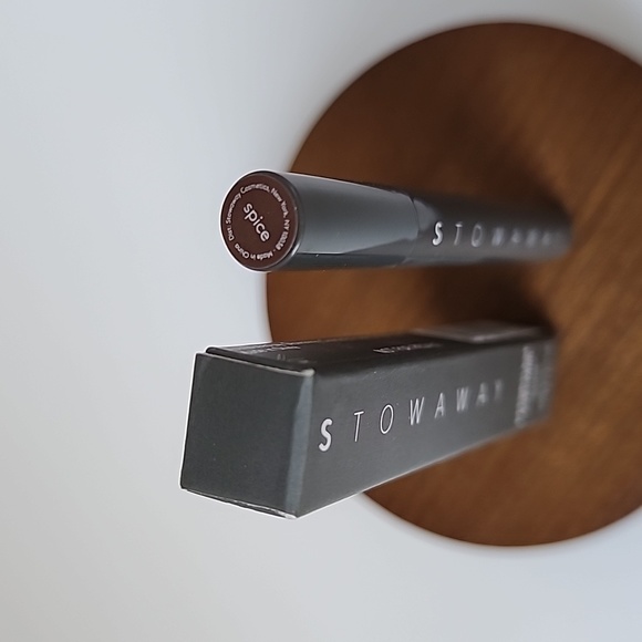 Stowaway Effortless Eyeliner - Spice .005 oz Travel Eyeliner - Picture 2 of 10